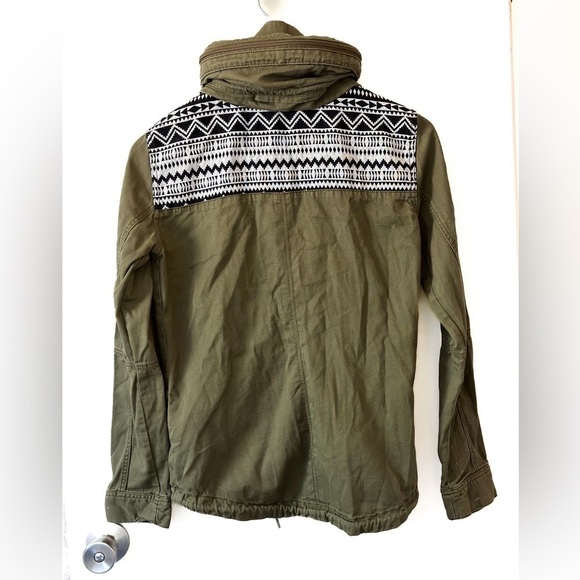 Roxy Light Weight Jacket - Picture 3 of 9